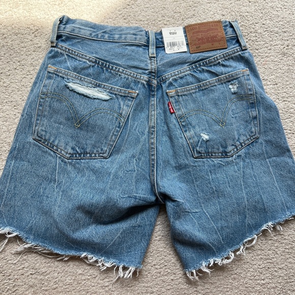 Levi's 501 Urban Ripped Destroyed Women High-Rise Jean Denim Shorts 6” Inseam 26 - Picture 7 of 13